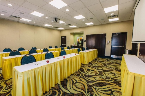Hampton Inn By Hilton And Suites Effingham image 4